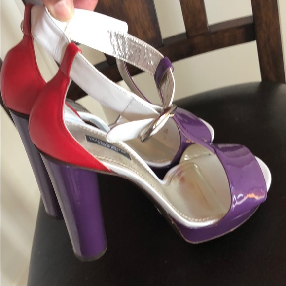 Dolce & Gabbana t-strap platform heels - Picture 2 of 10